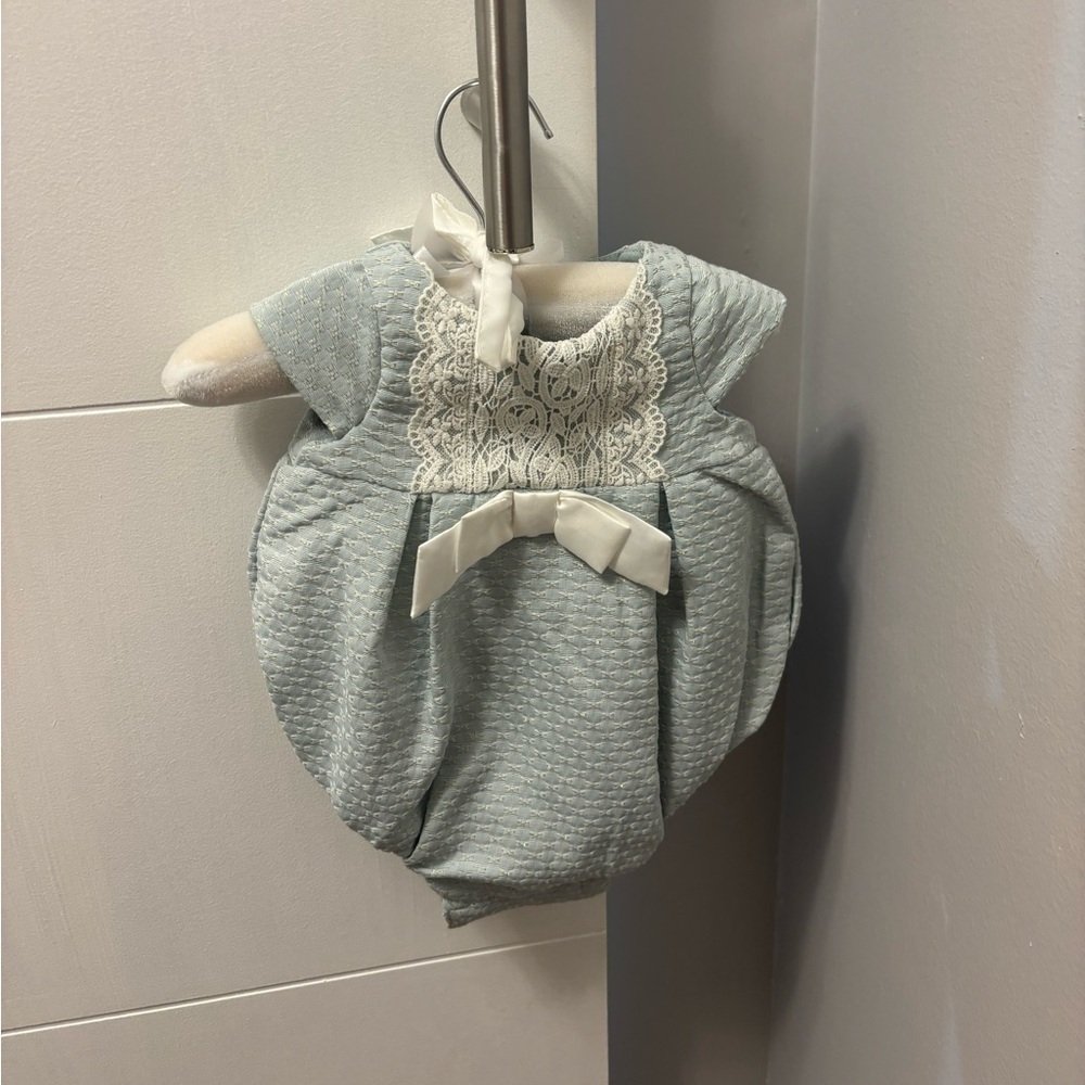 Shabby Chic Baby Girl Blue Lace Now Outfit With Bonnet Size 0-3 Months